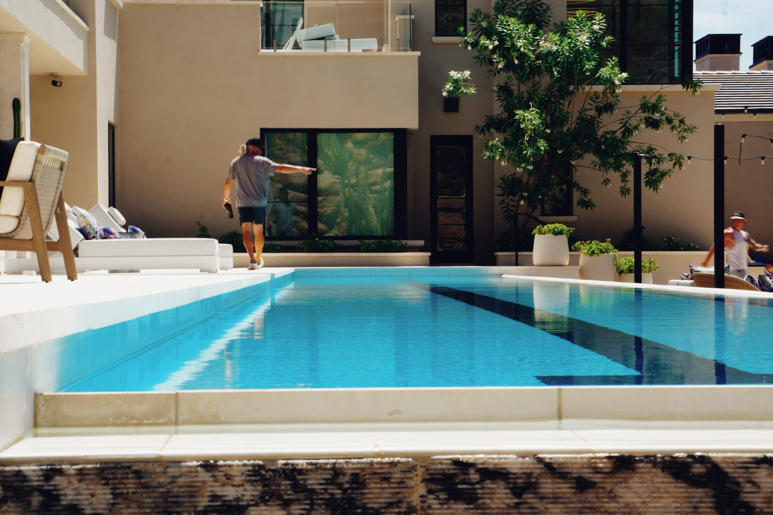 Serviced pool